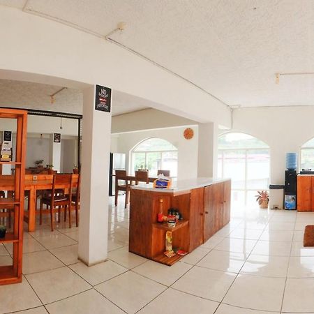 Tani Jiwo Hostel Diyeng Esterno foto