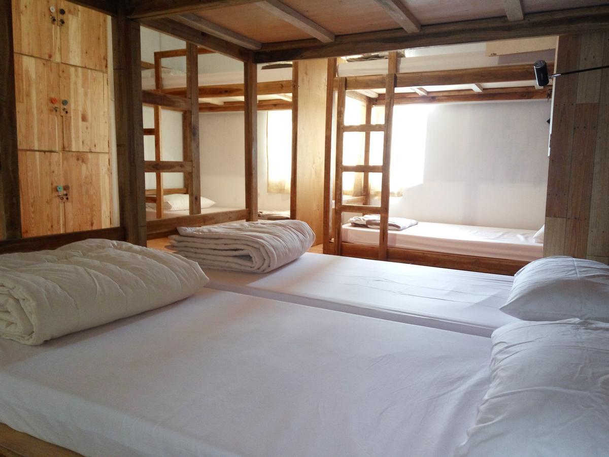 Tani Jiwo Hostel Diyeng Esterno foto