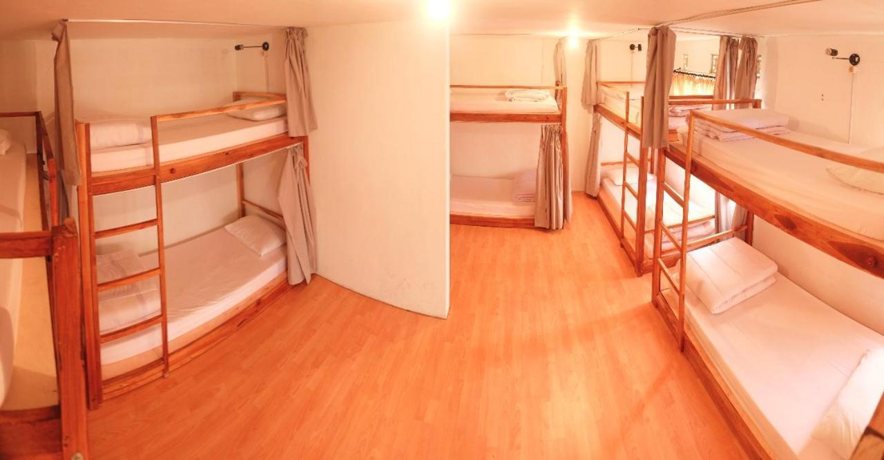 Tani Jiwo Hostel Diyeng Esterno foto