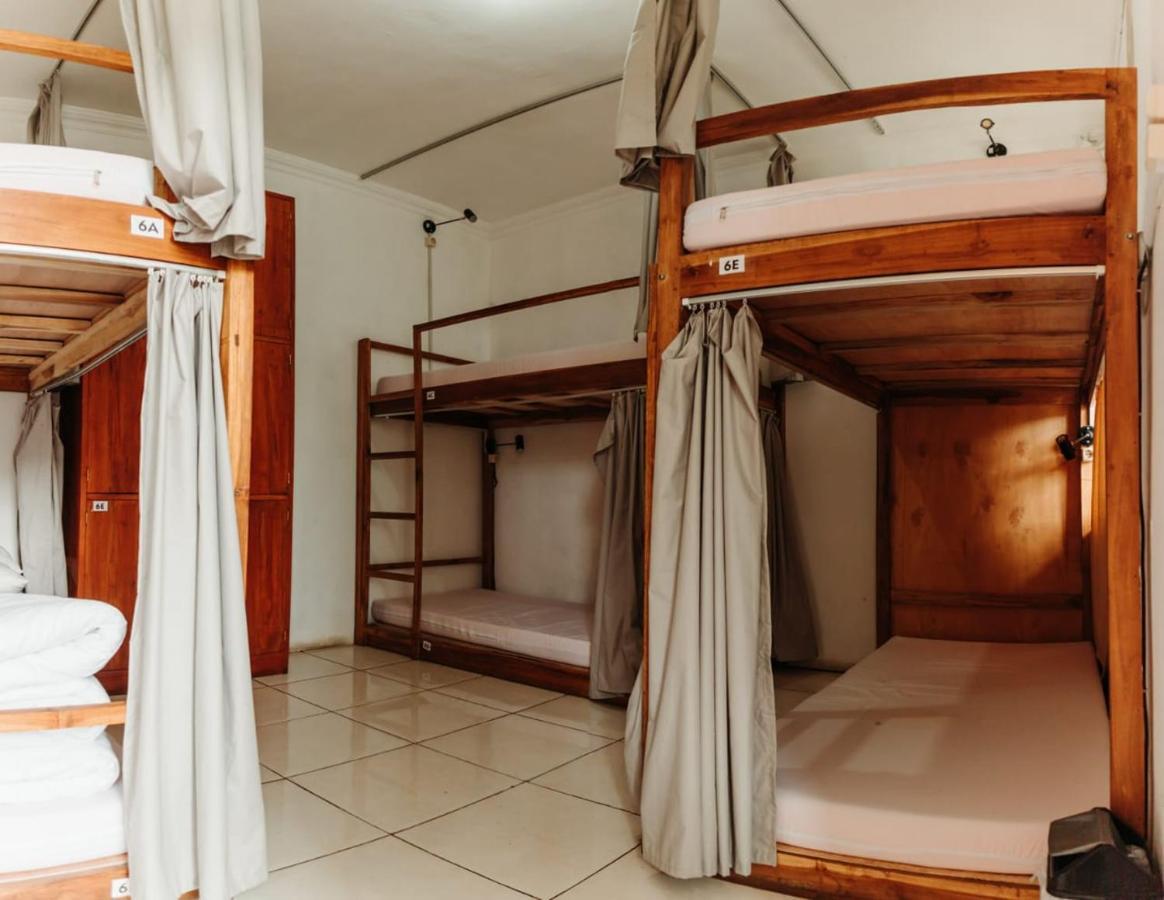 Tani Jiwo Hostel Diyeng Esterno foto