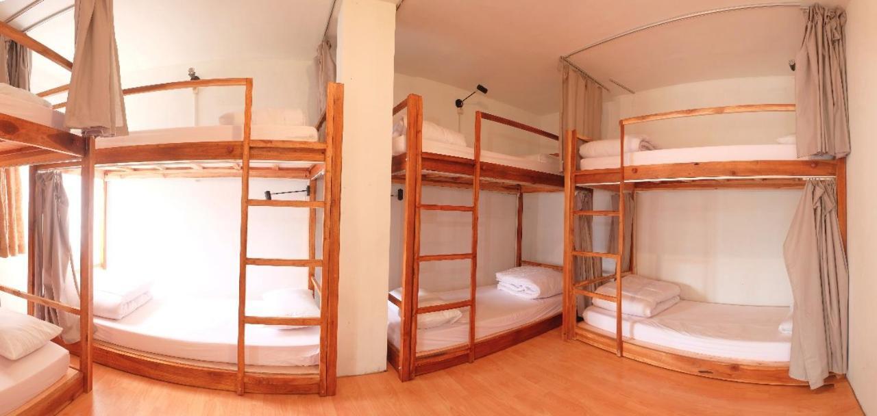 Tani Jiwo Hostel Diyeng Esterno foto